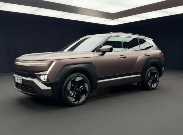 Новий Hyundai Tucson показали офіційно: більший кузов, екран на 17 дюймів і гібрид на 292 к.с. Коли чекати в Україні